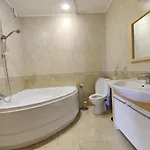 컨트리하우스 будинок з басейном біля моря для сімейного відпочинку *