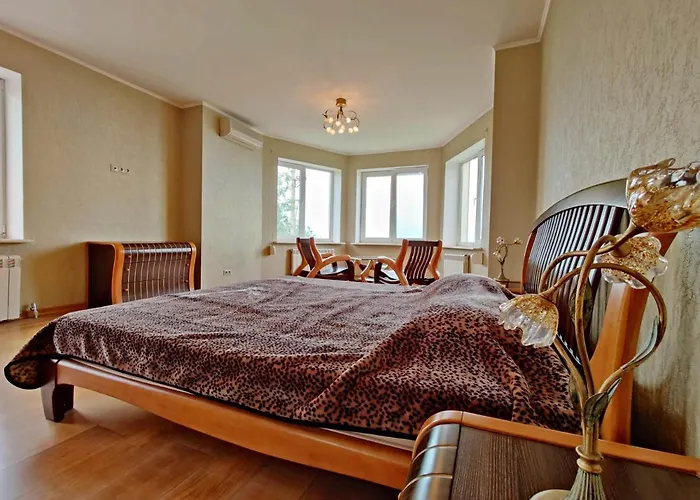 Country house будинок з басейном біля моря для сімейного відпочинку *