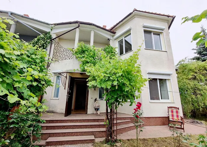 будинок з басейном біля моря для сімейного відпочинку Kır Evi *